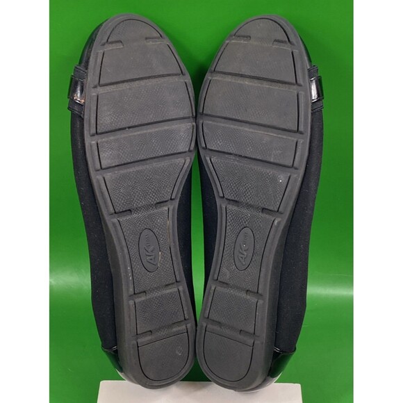 Anne Klein Sport Womens 8M Alexa Slip-On Flats Black-scuff on left toe - Picture 9 of 10